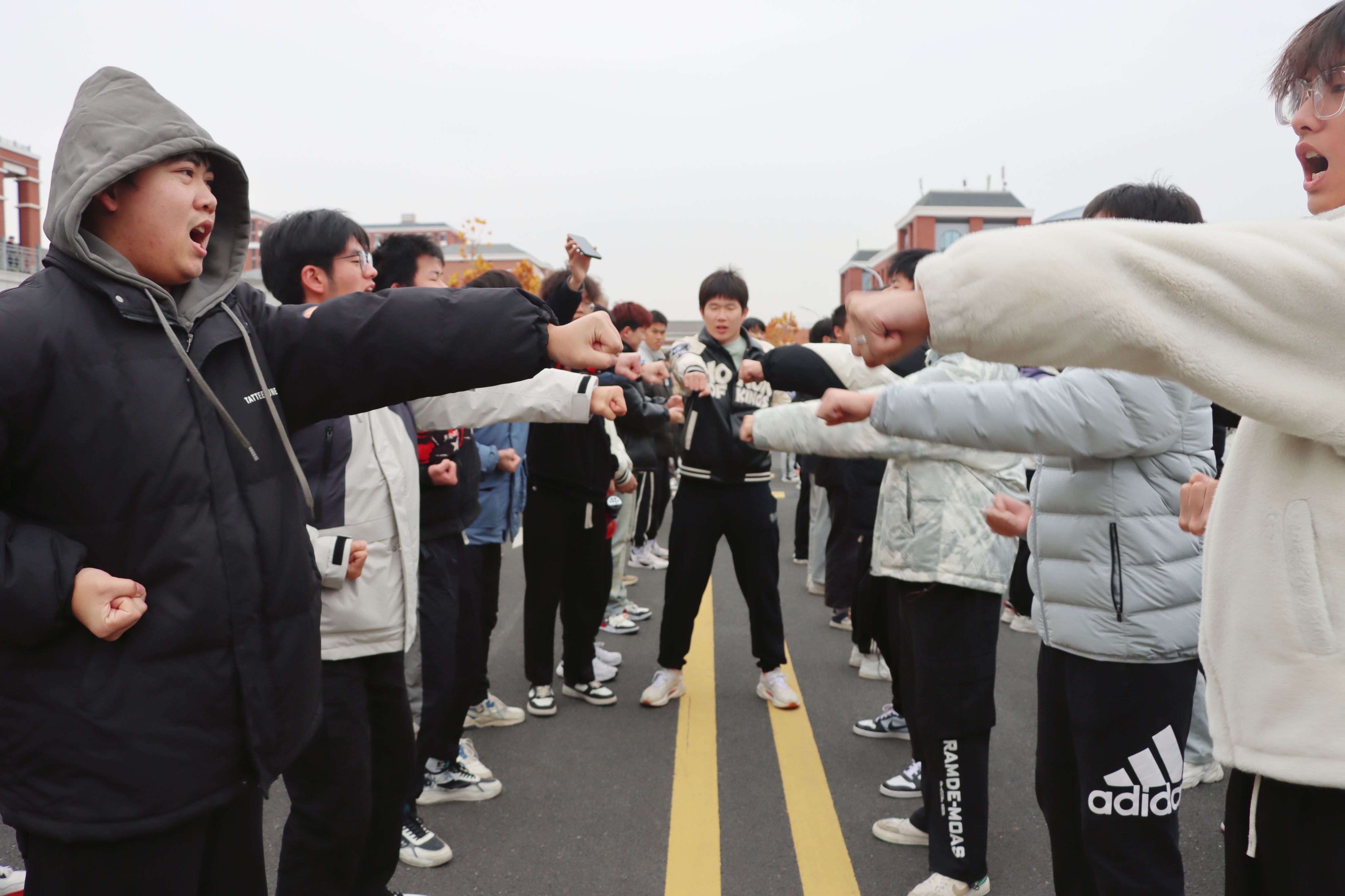 我校举行下半年&ldquo;美珈杯&rdquo;校级冲拳发声PK赛